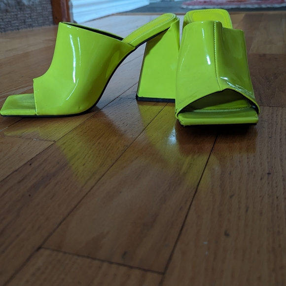 Neon chunky heels - Picture 2 of 3
